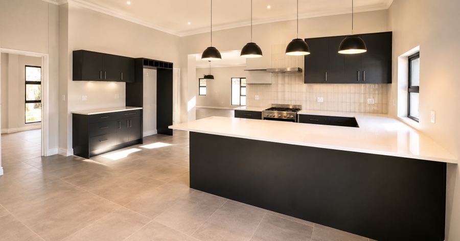 4 Bedroom Property for Sale in Shelley Point Western Cape
